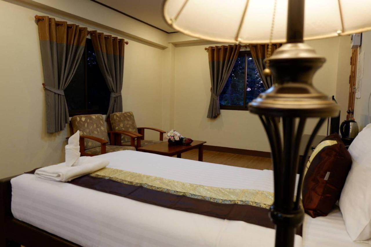 Nanbaankhun Hotel Екстер'єр фото