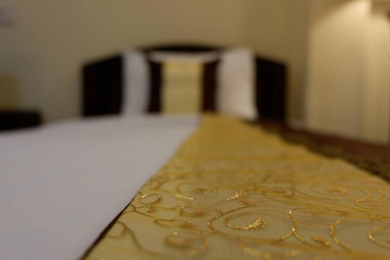 Nanbaankhun Hotel Екстер'єр фото