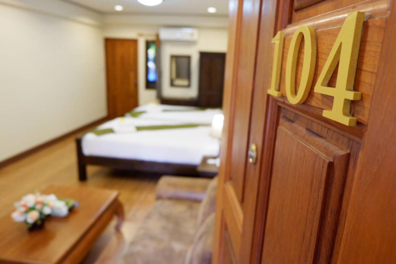 Nanbaankhun Hotel Екстер'єр фото